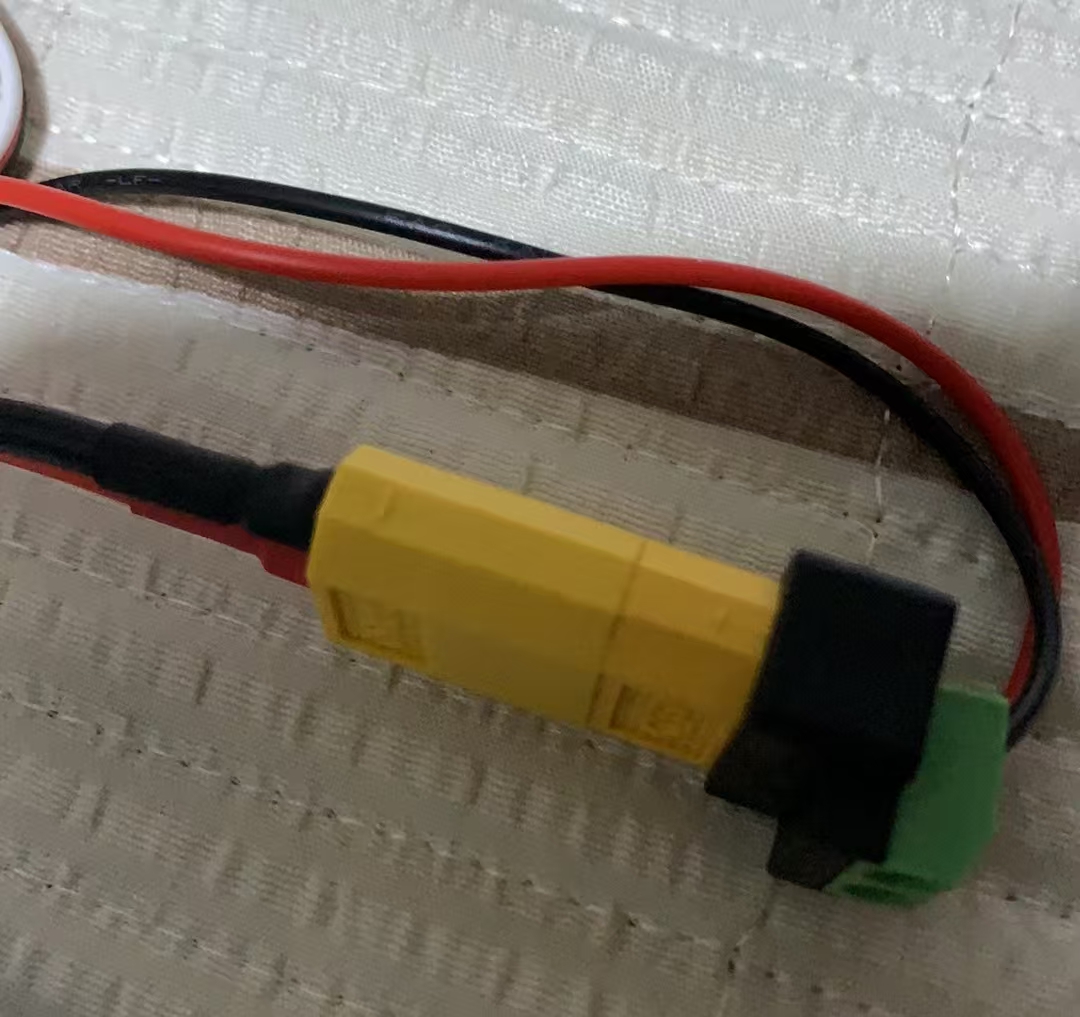 Lötfreier 2-Pin auf XT60 Steck – Drone Solar Charger Bewertung und Preis